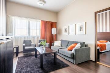 Фото номера Люкс с 1 спальней и сауной Отель Hotelli Raahen Hovi г. Раахе 5