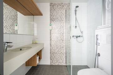 Фото номера Улучшенный двухместный номер с 2 отдельными кроватями Отель Hotelli Raahen Hovi г. Раахе 4