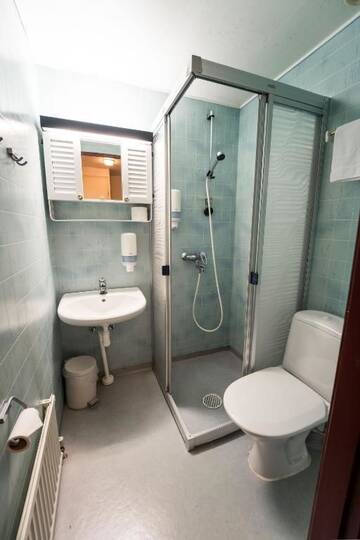 Фото номера Бюджетный двухместный номер с 1 кроватью Отель Budget Hotel Raahe г. Раахе 32