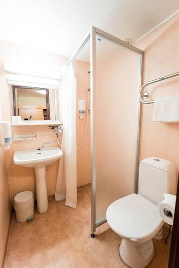 Фото номера Бюджетный одноместный номер Отель Budget Hotel Raahe г. Раахе 4