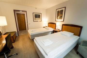 Фото номера Бюджетный двухместный номер с 1 кроватью Отель Budget Hotel Raahe г. Раахе 26