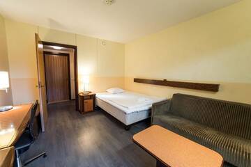 Фото номера Бюджетный одноместный номер Отель Budget Hotel Raahe г. Раахе 9